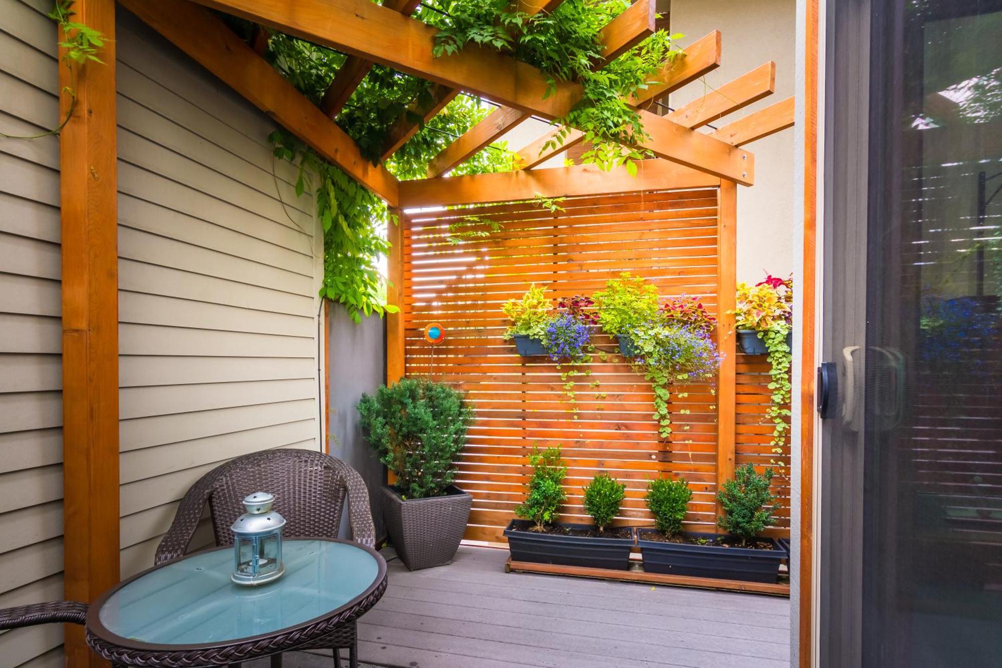 Cormier'S Studio Guest Suites Penticton Exterior foto
